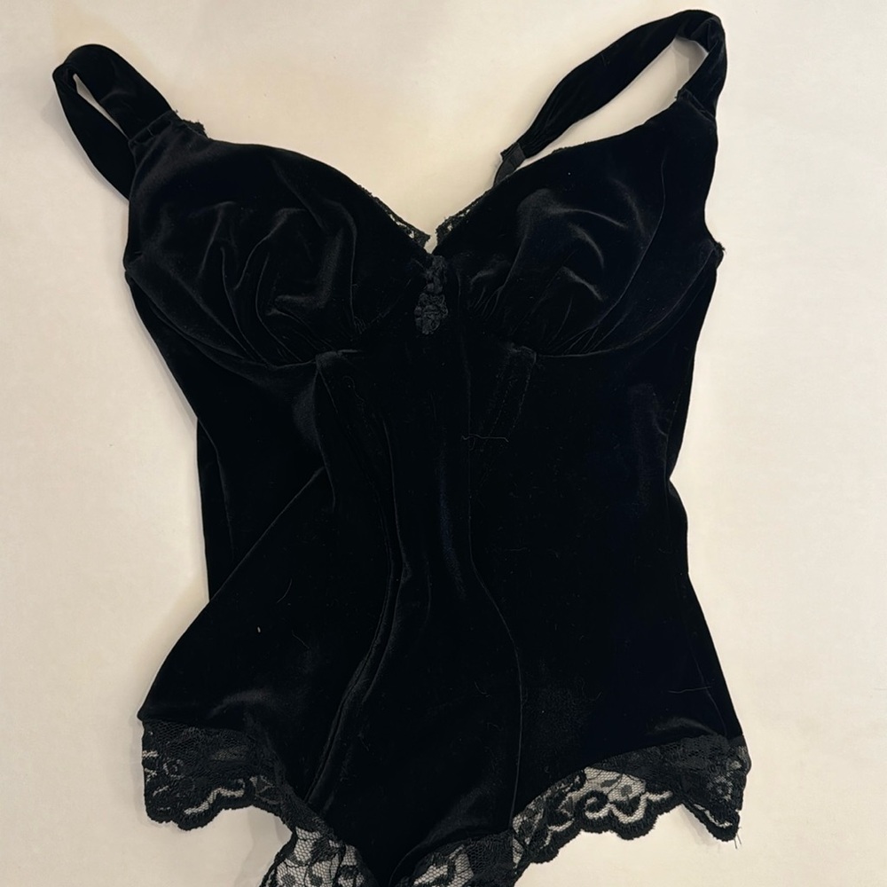Vintage Victoria’s Secret teddy small